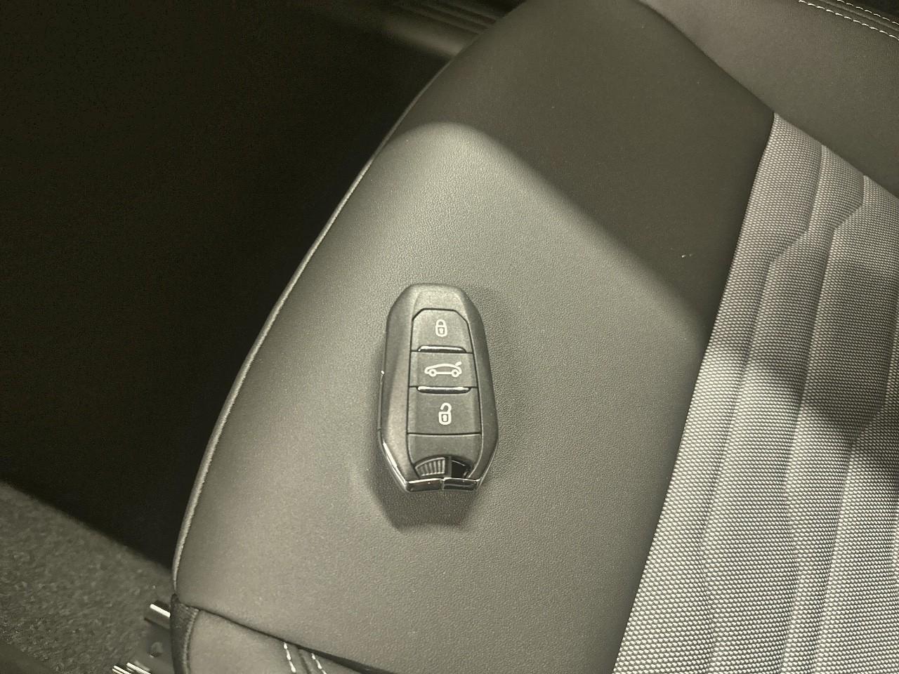 Jeep Jeep Avenger usata 10