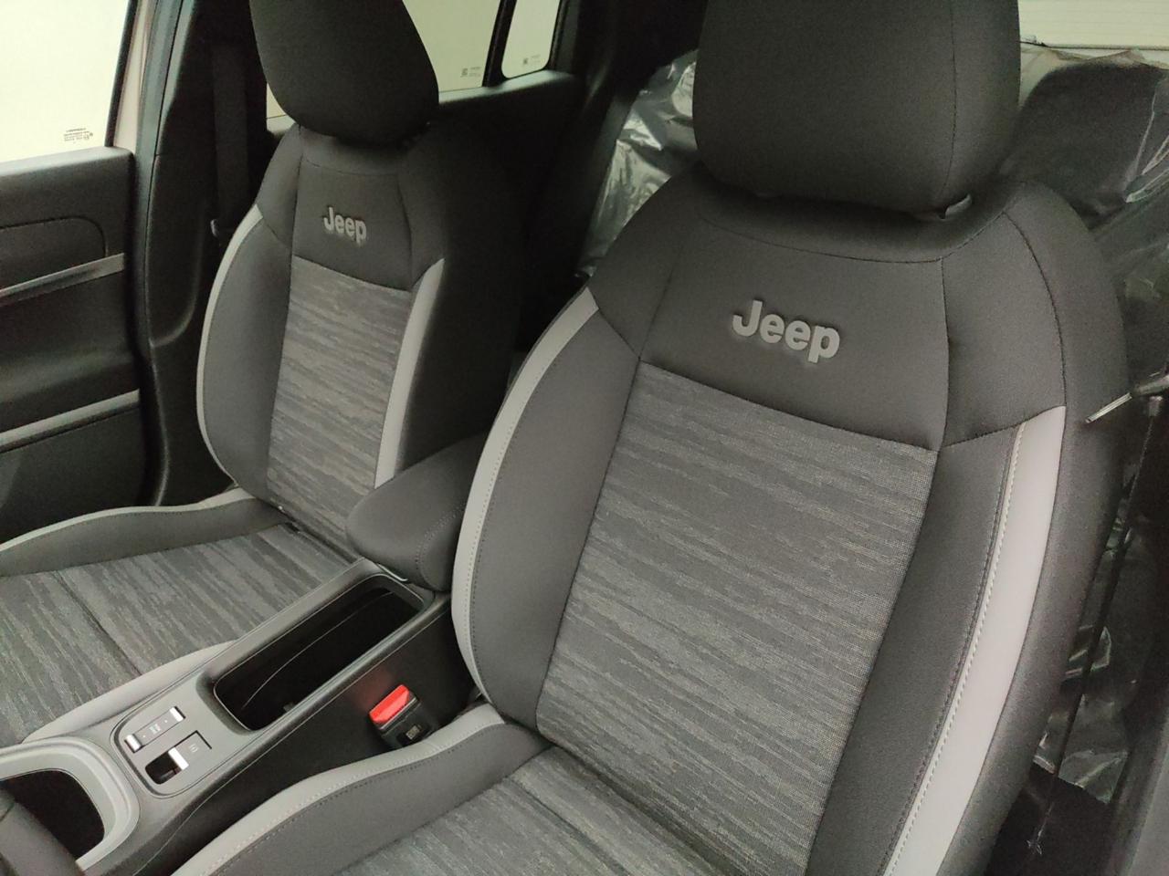 Jeep Jeep Avenger usata 15