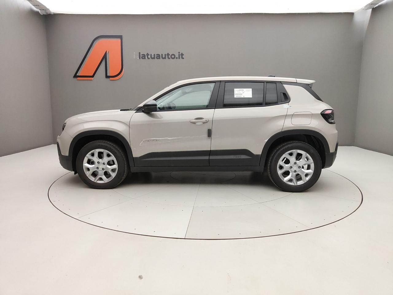 Jeep Jeep Avenger usata 24