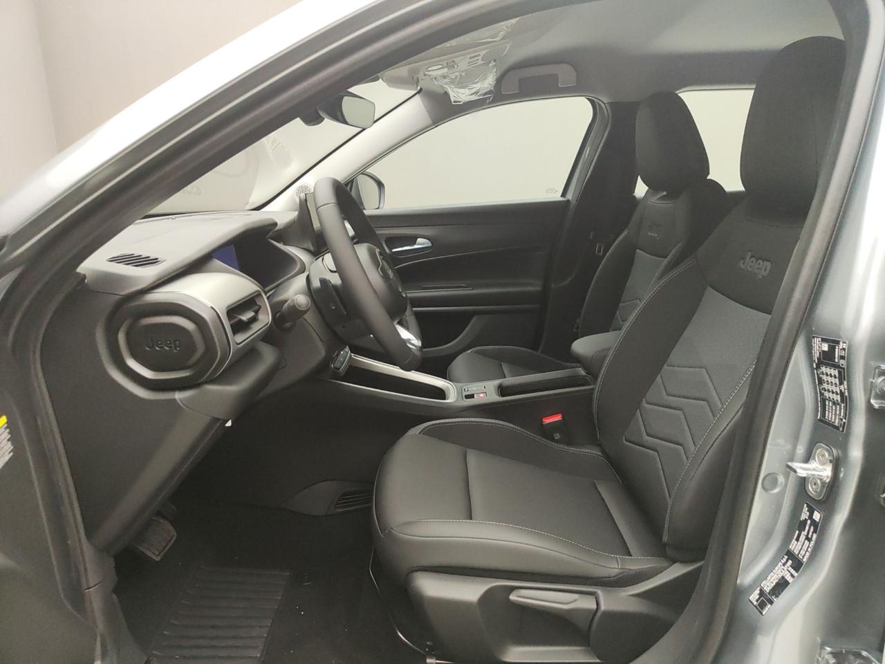 Jeep Jeep Avenger usata 13
