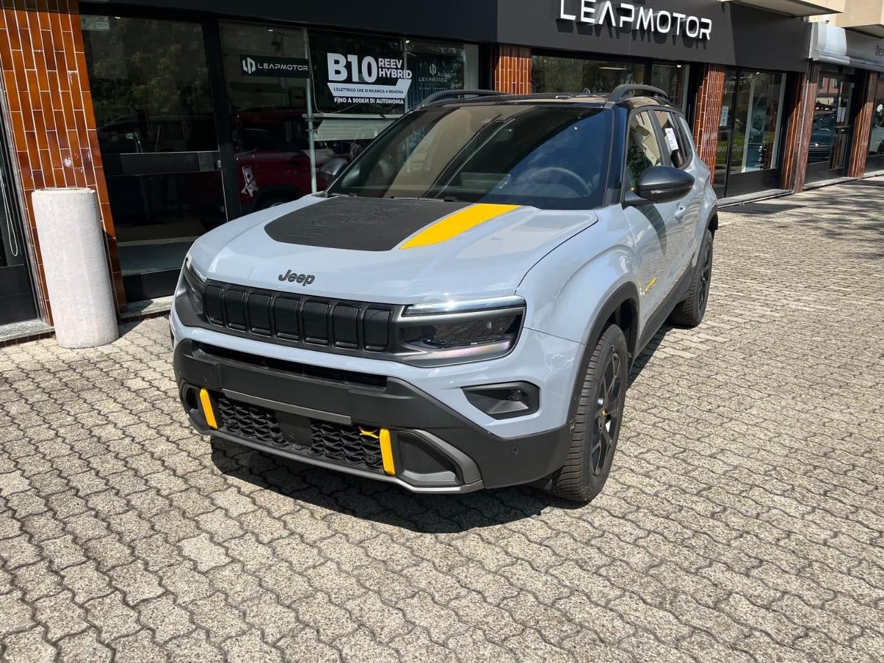Jeep Avenger AVENGER 1.2 turbo e-hybrid mhev The North Face 4xe 145cv e 