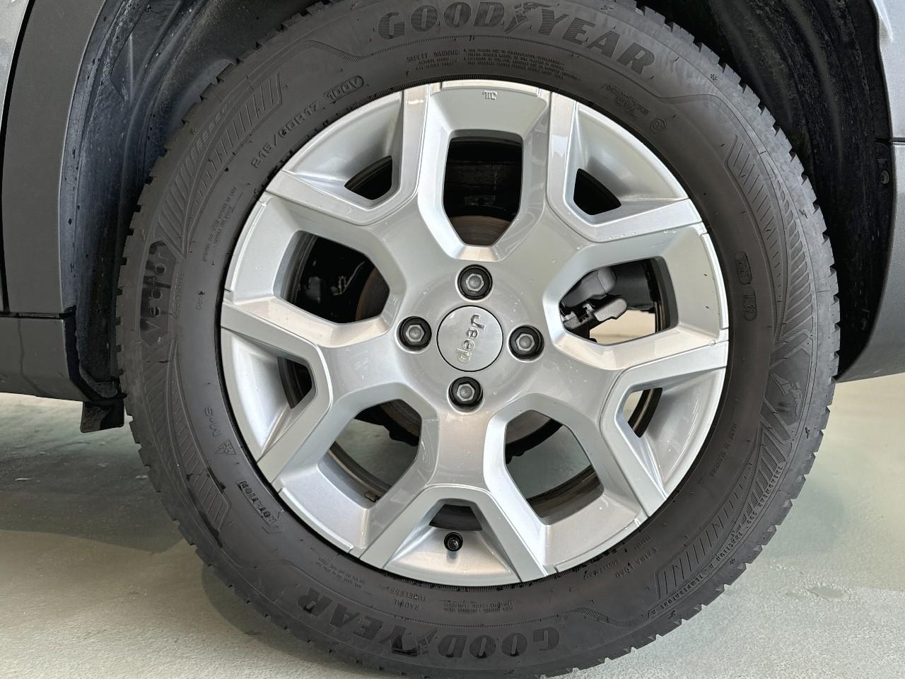 Jeep Avenger - Foto 3