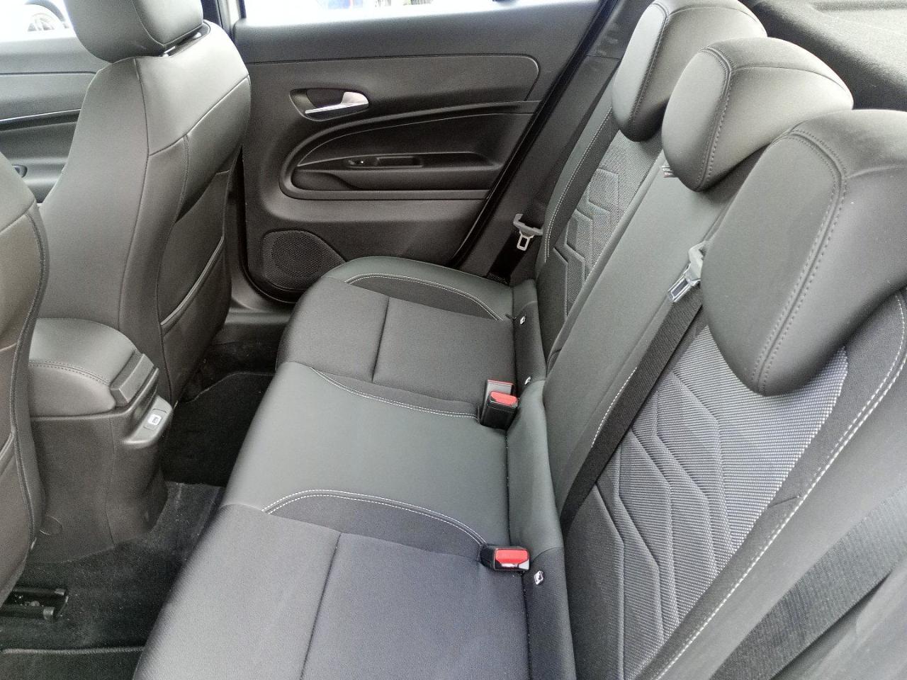 Jeep Jeep Avenger usata 4