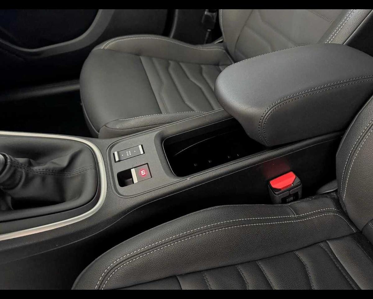 Jeep Jeep Avenger usata 3