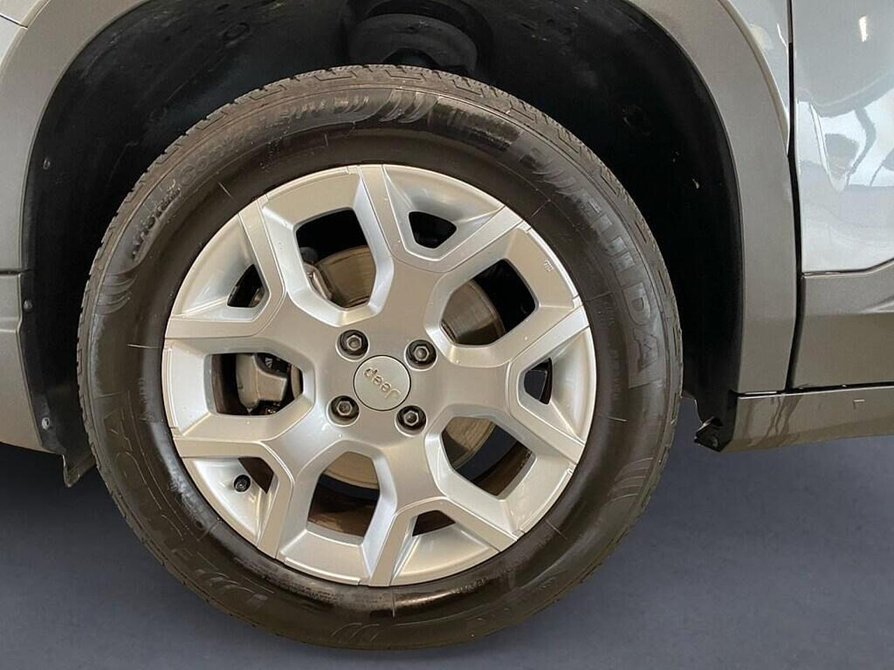 Jeep Jeep Avenger usata 14