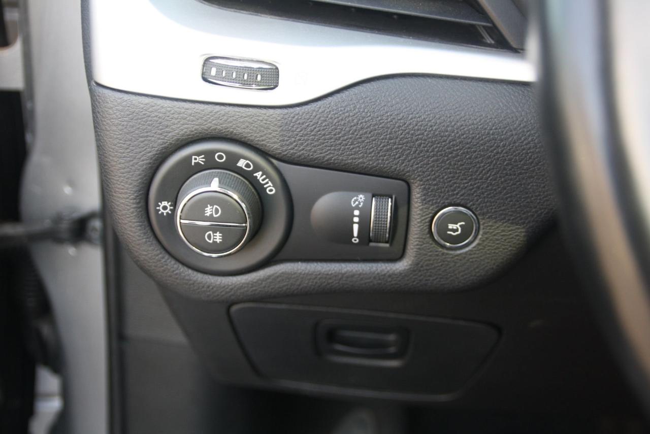 Jeep Jeep Cherokee usata 13