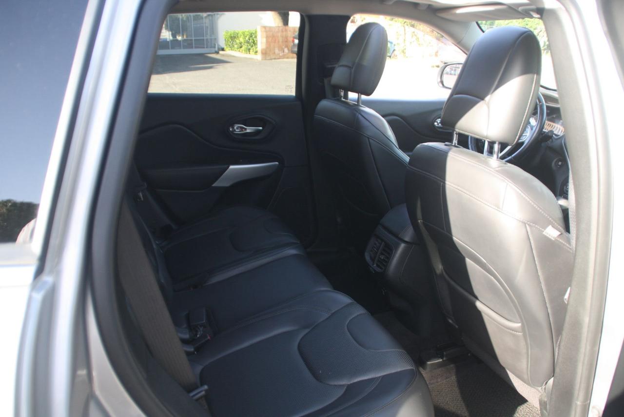 Jeep Jeep Cherokee usata 24