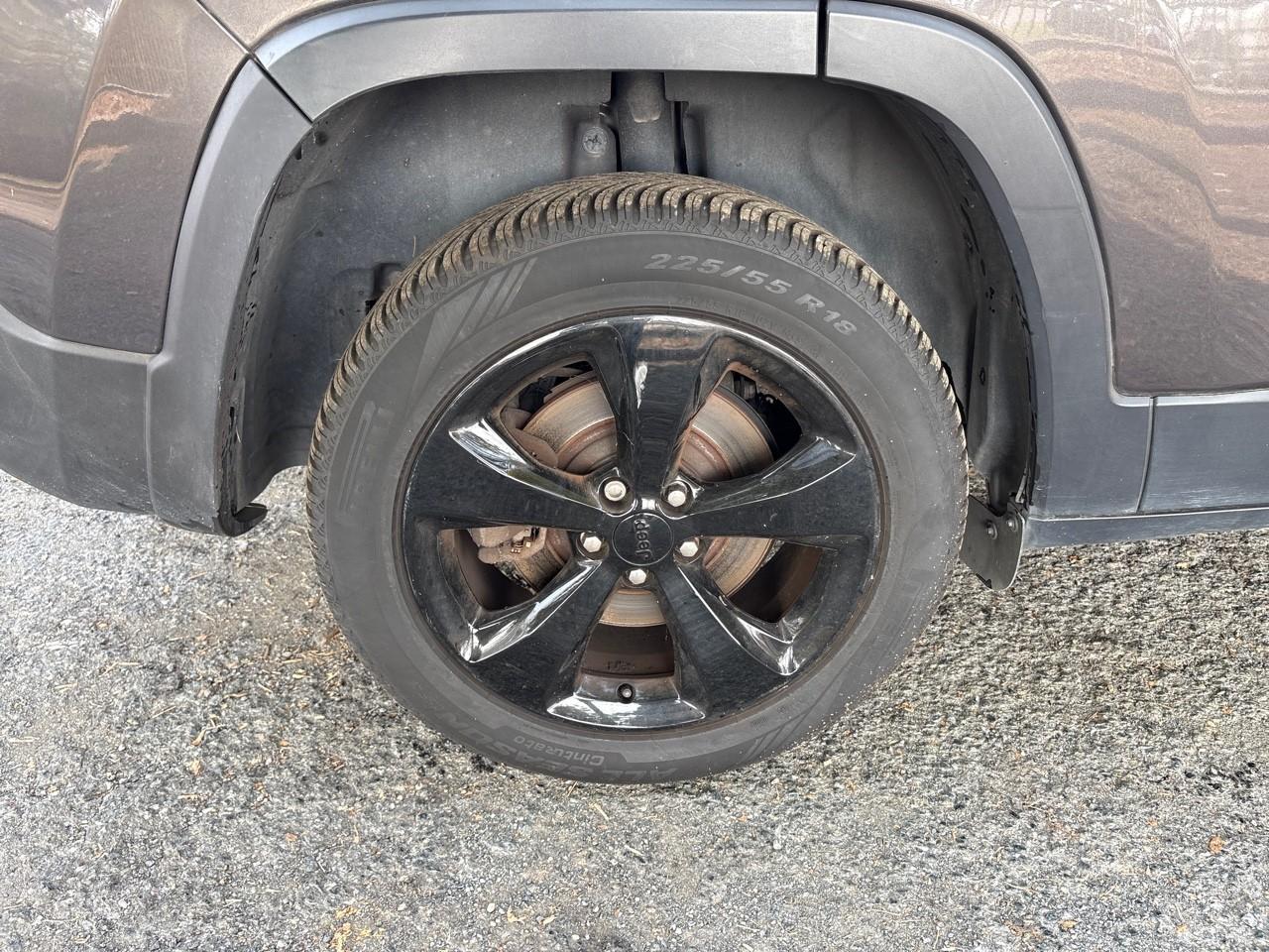 Jeep Cherokee - Foto 3