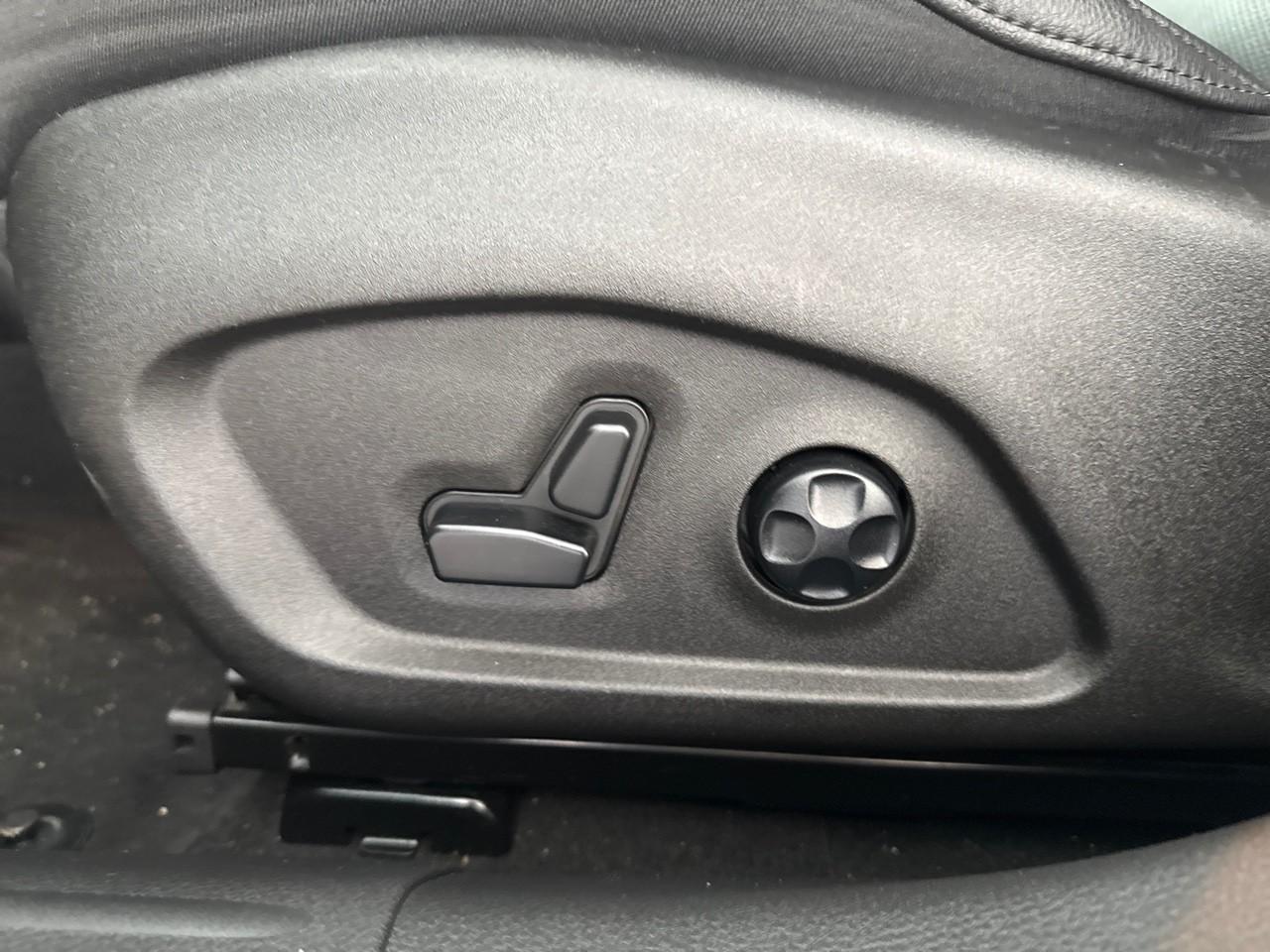 Jeep Jeep Compass usata, con attivazione vocale include sistema audio e include comandi telefono