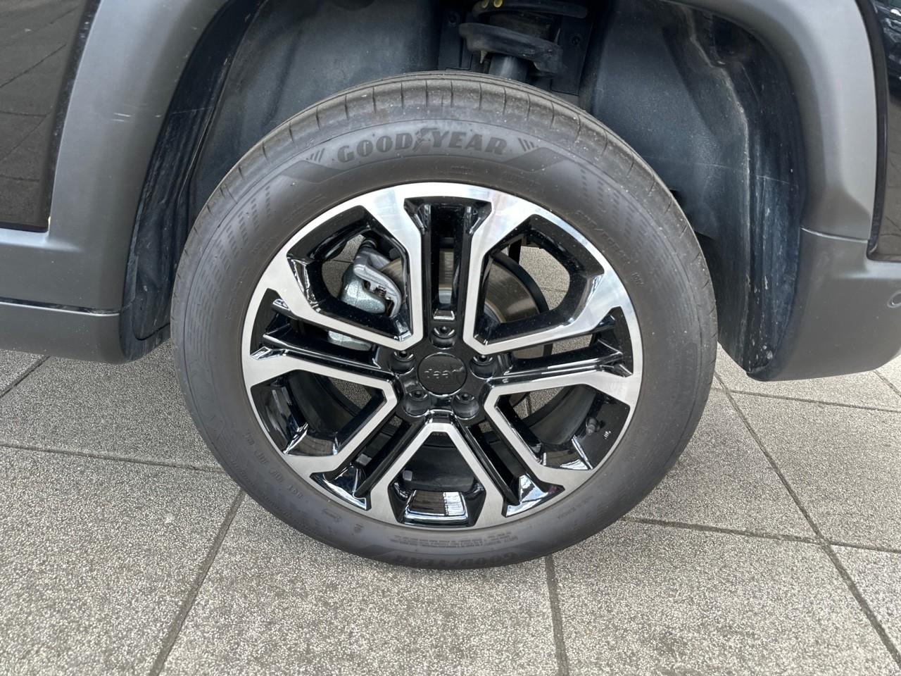 Jeep Jeep Compass usata, con 6 altoparlanti