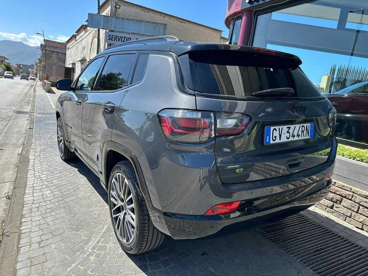 Jeep Jeep Compass usata, con allestimento interno: pelle