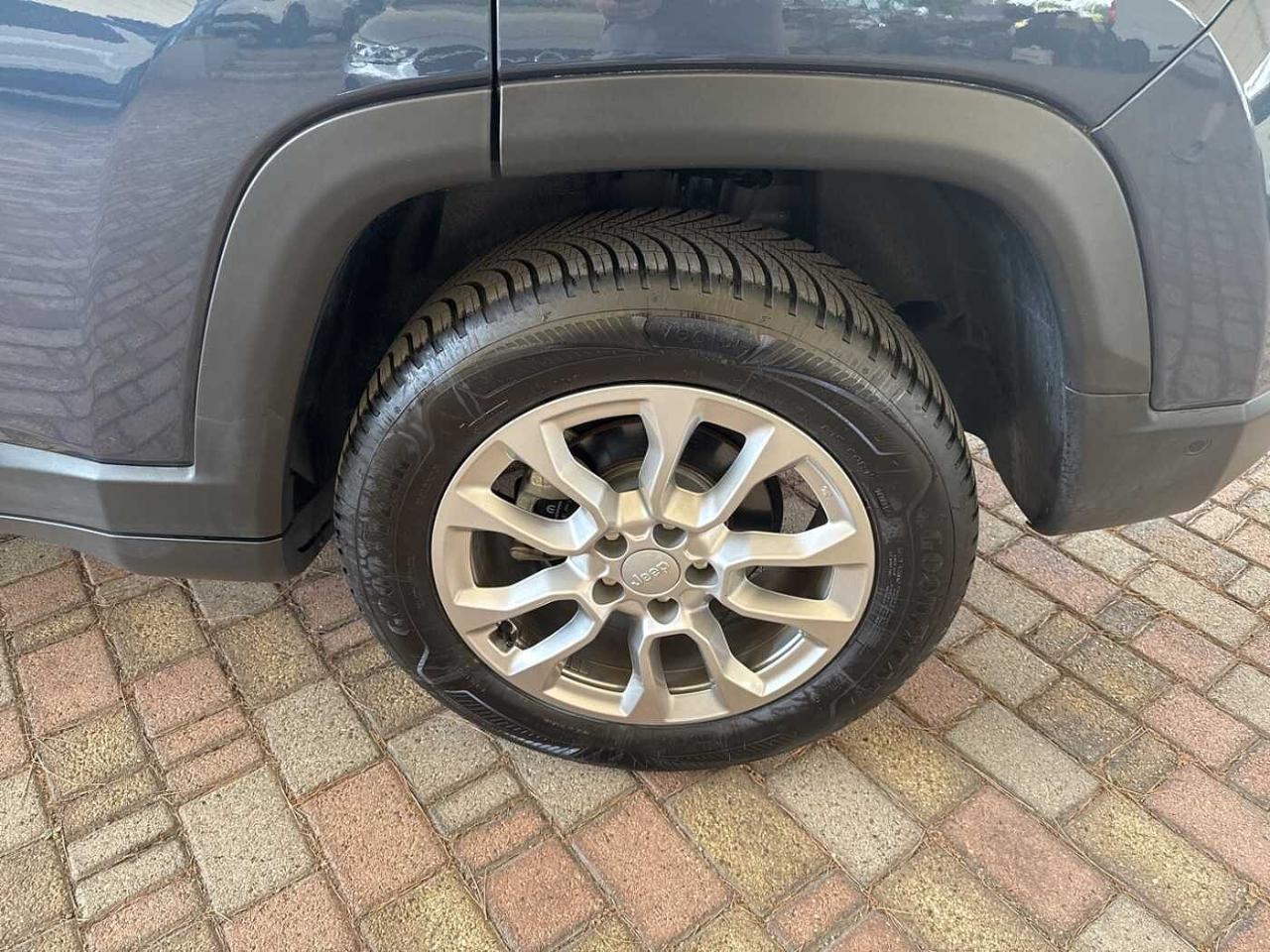 Jeep Jeep Compass usata, con sedile posteriore sdoppiabile