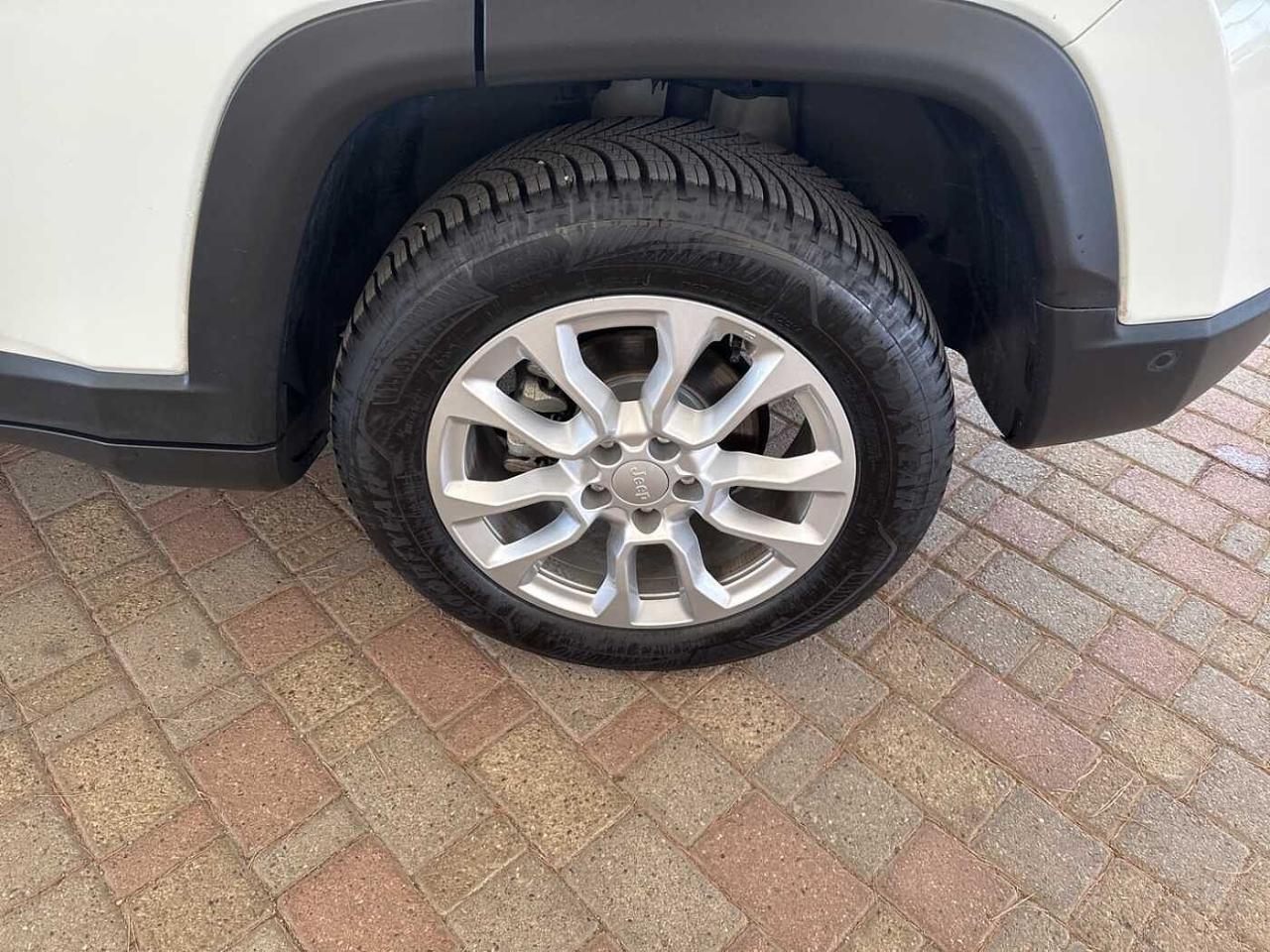 Jeep Jeep Compass usata, con sedile posteriore sdoppiabile
