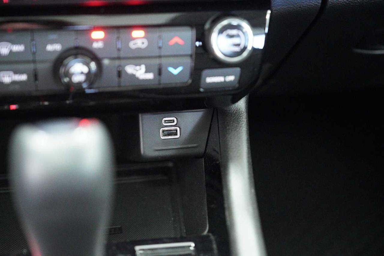 Jeep Jeep Compass usata, con calotte specchi gloss black