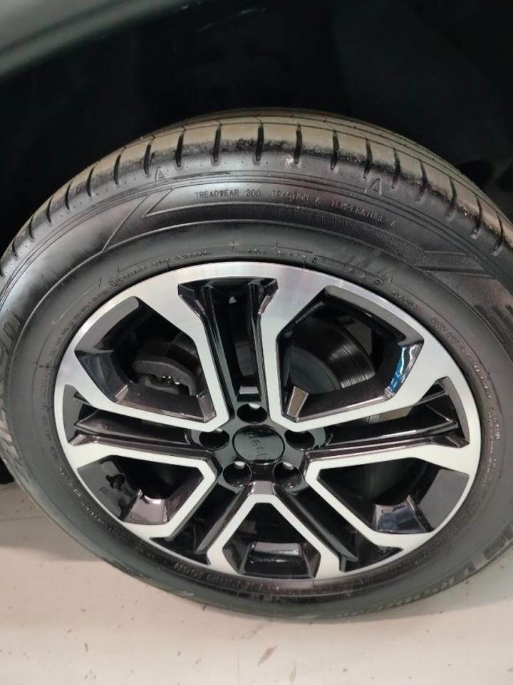 Jeep Jeep Compass usata, con cerchi in lega