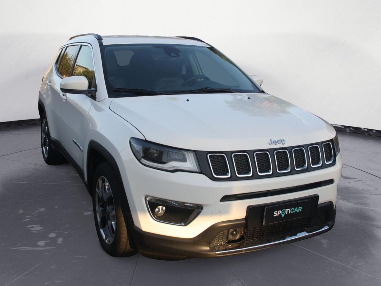 Jeep Jeep Compass usata, con luci diurne