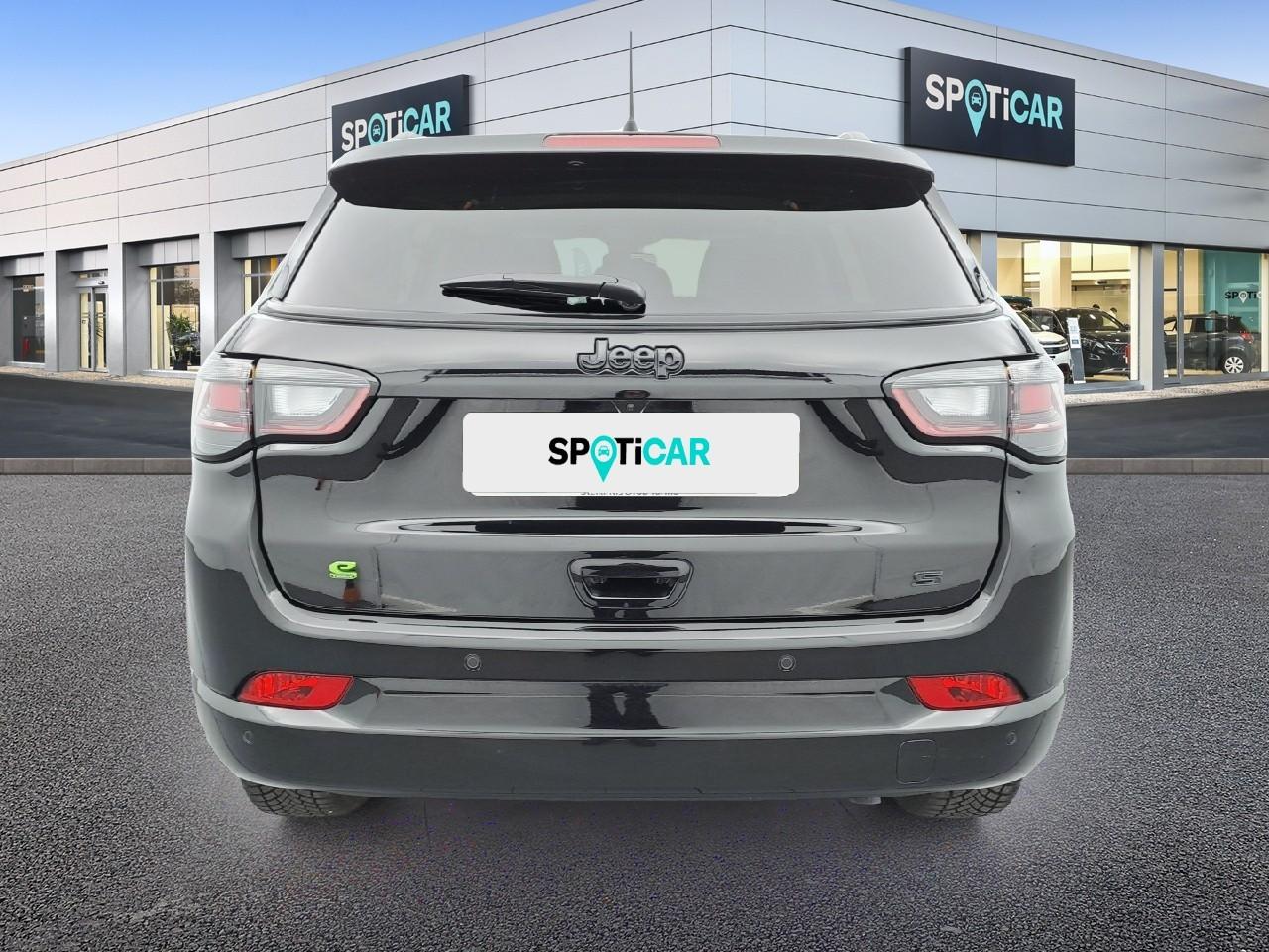 Jeep Jeep Compass usata, con bracciolo posteriore