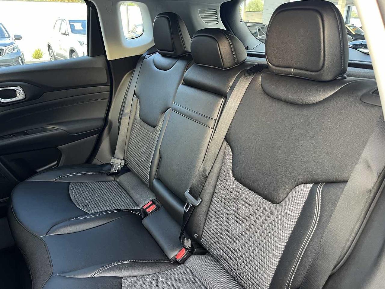 Jeep Jeep Compass usata, con 5550