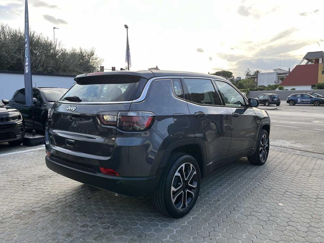 Jeep Jeep Compass usata, con assistenza alla frenata