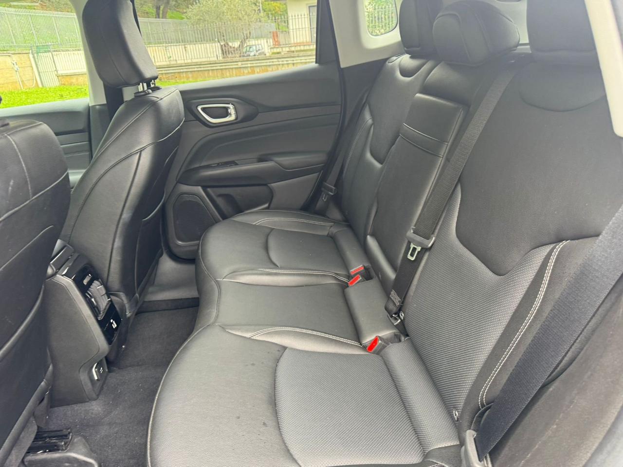 Jeep Jeep Compass usata 26