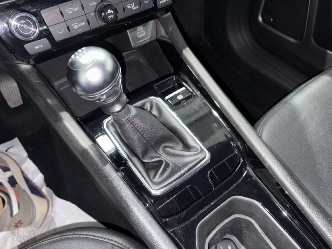 Jeep Jeep Compass usata 13