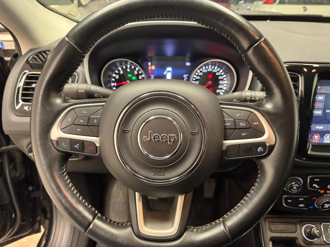 Jeep Compass - Foto 3