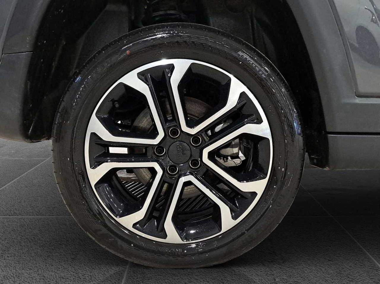 Jeep Jeep Compass usata 13