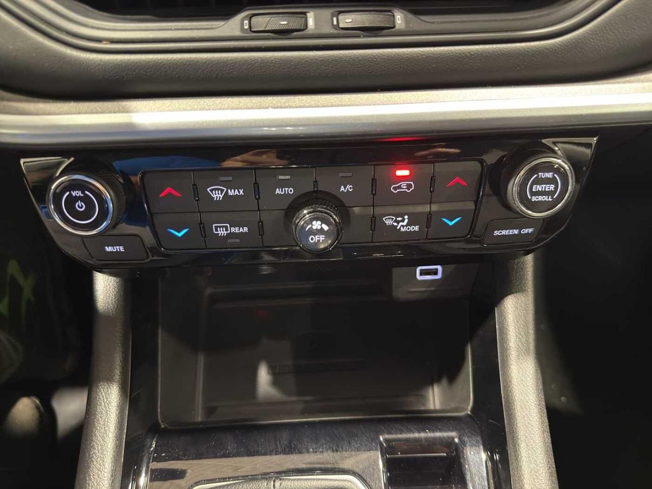 Jeep Jeep Compass usata 17