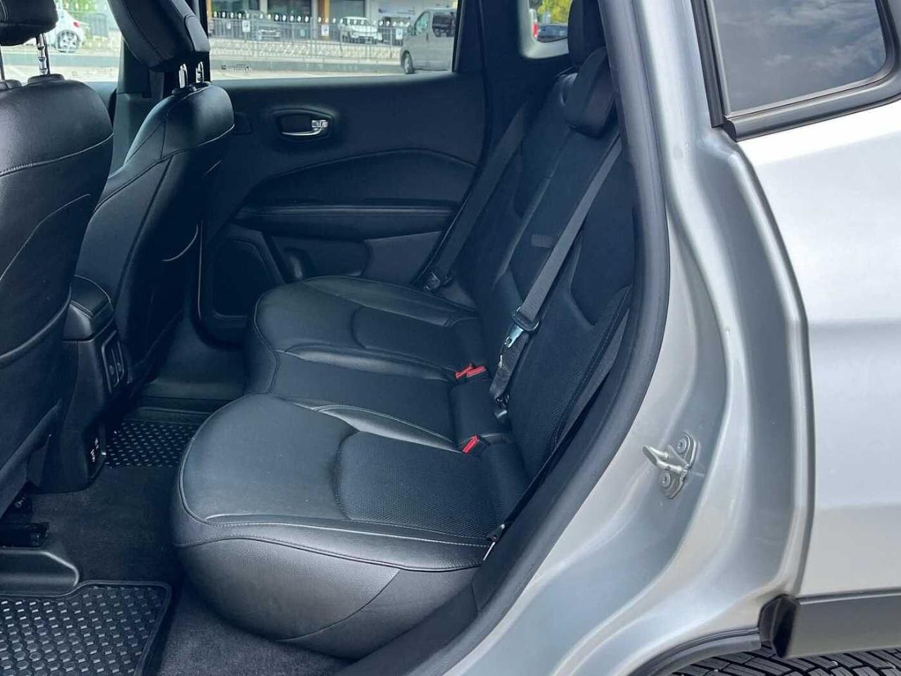 Jeep Compass - Foto 3