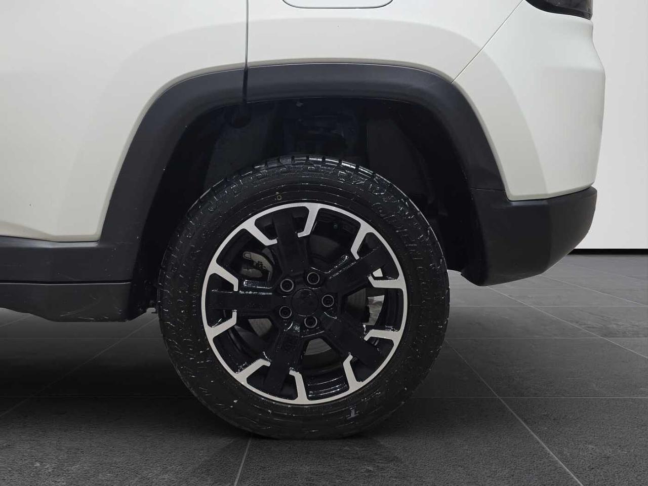 Jeep Jeep Compass usata 14