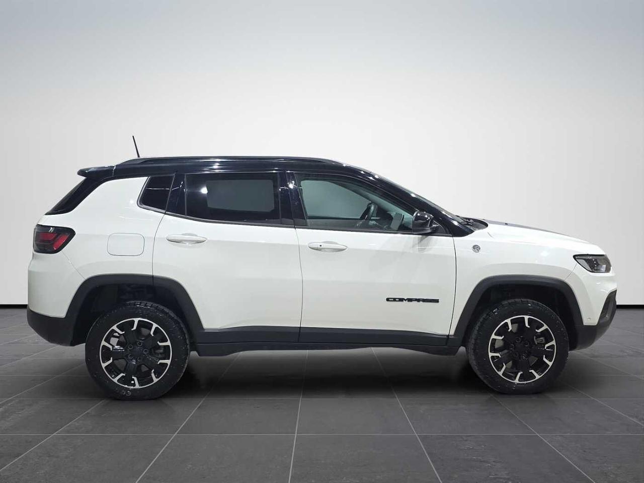 Jeep Jeep Compass usata 24