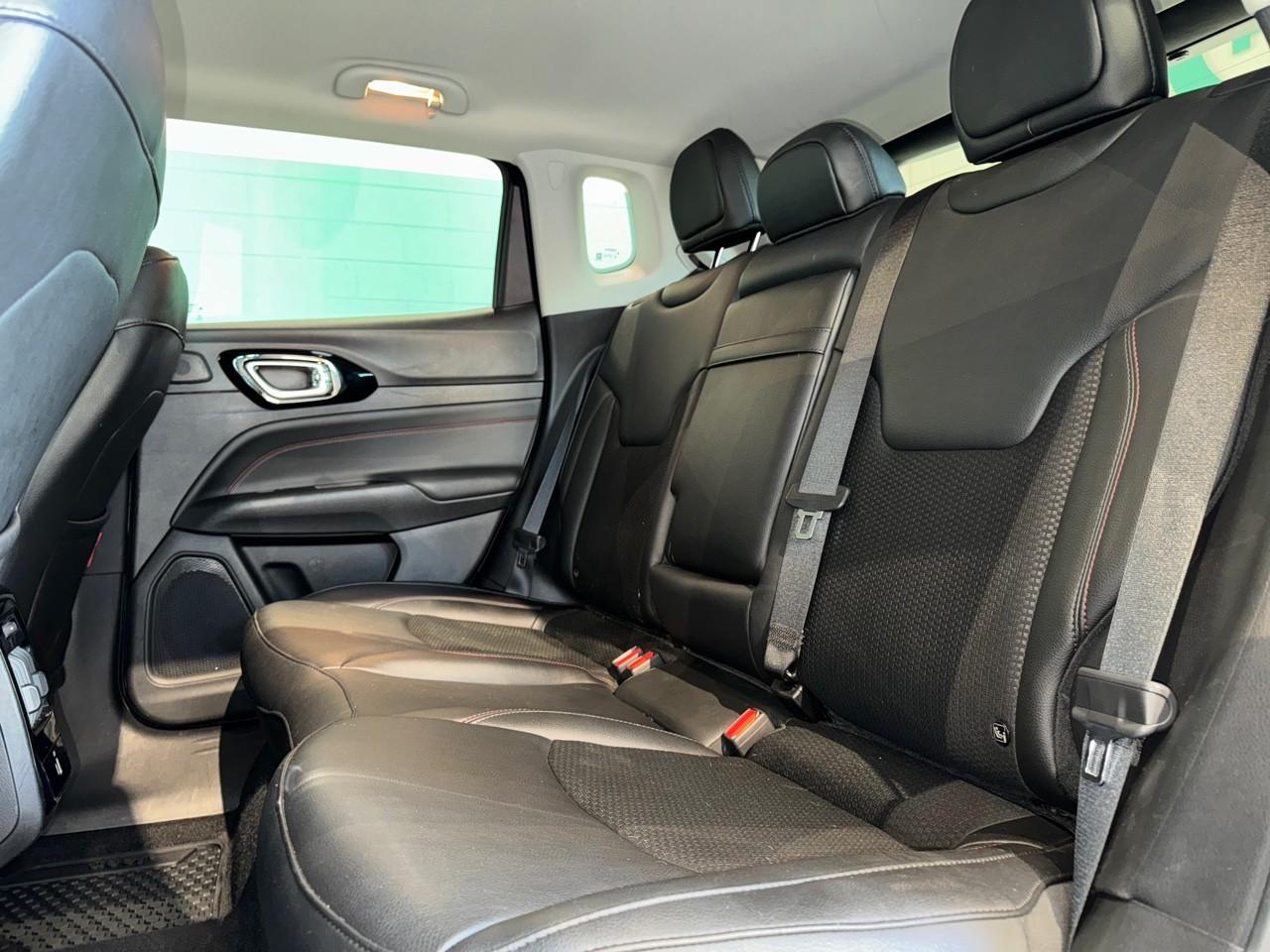Jeep Compass - Foto 2