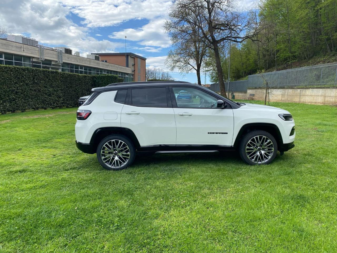Jeep Jeep Compass usata, con Caricabatterie di bordo da 7,4 kW