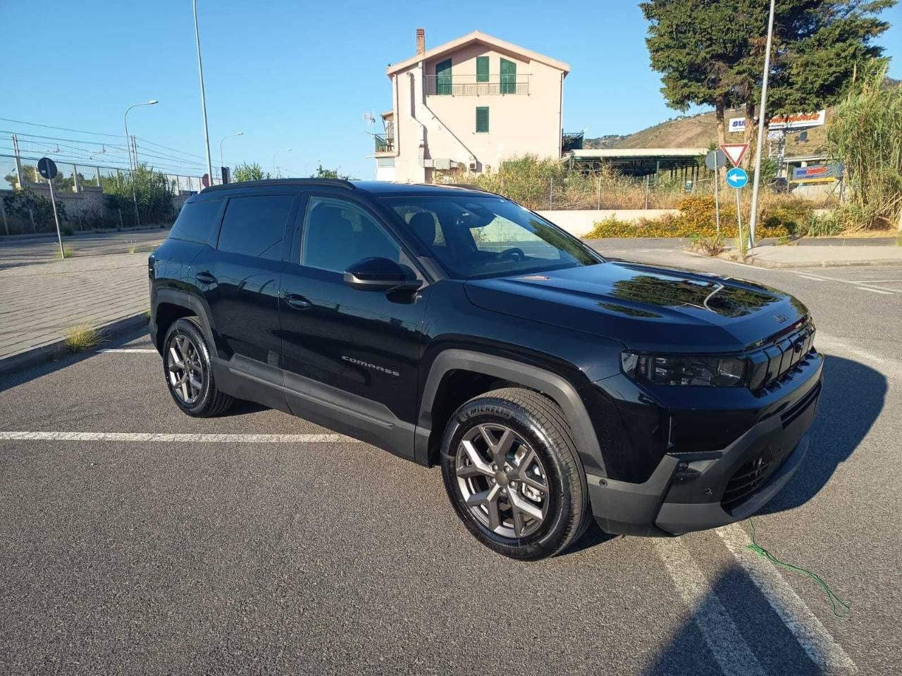 Jeep Compass COMPASS e-Hybride III 2025 1.2 turbo e-hybrid mhev First Edition fwd 