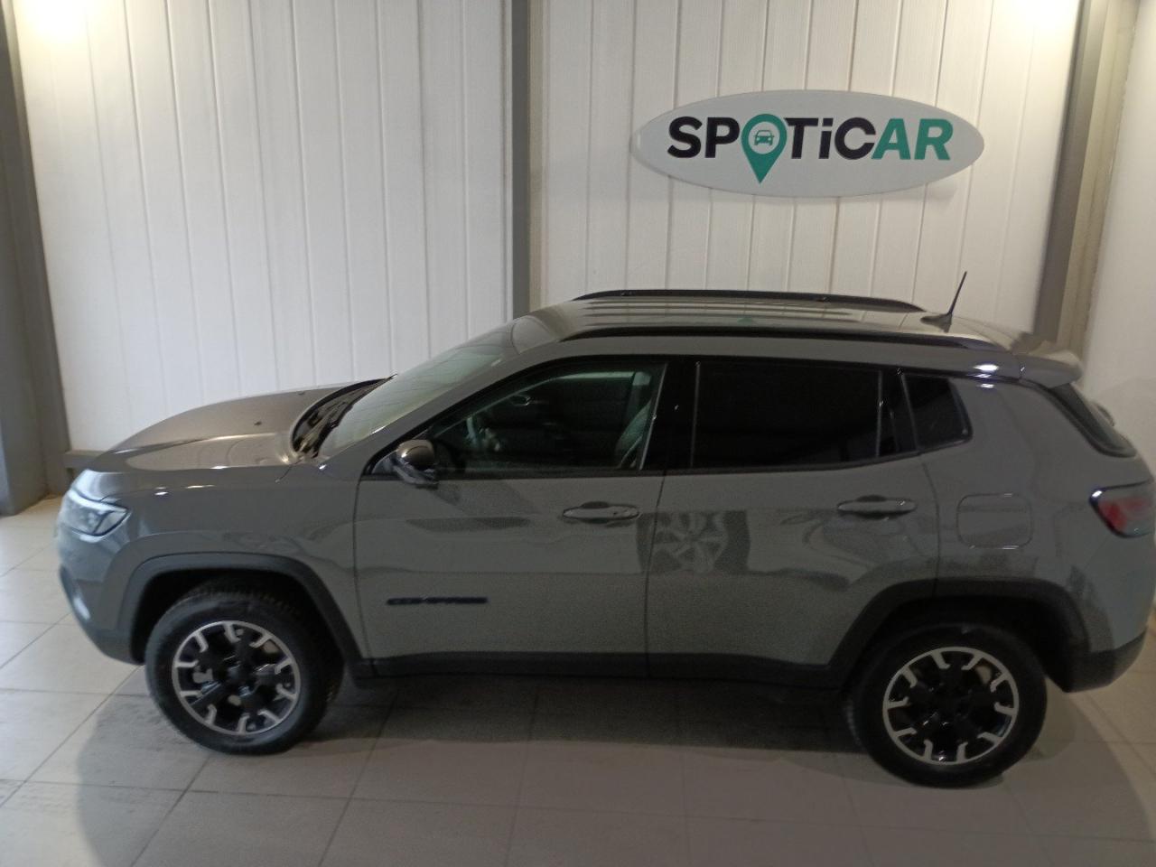 Jeep Jeep Compass usata 11