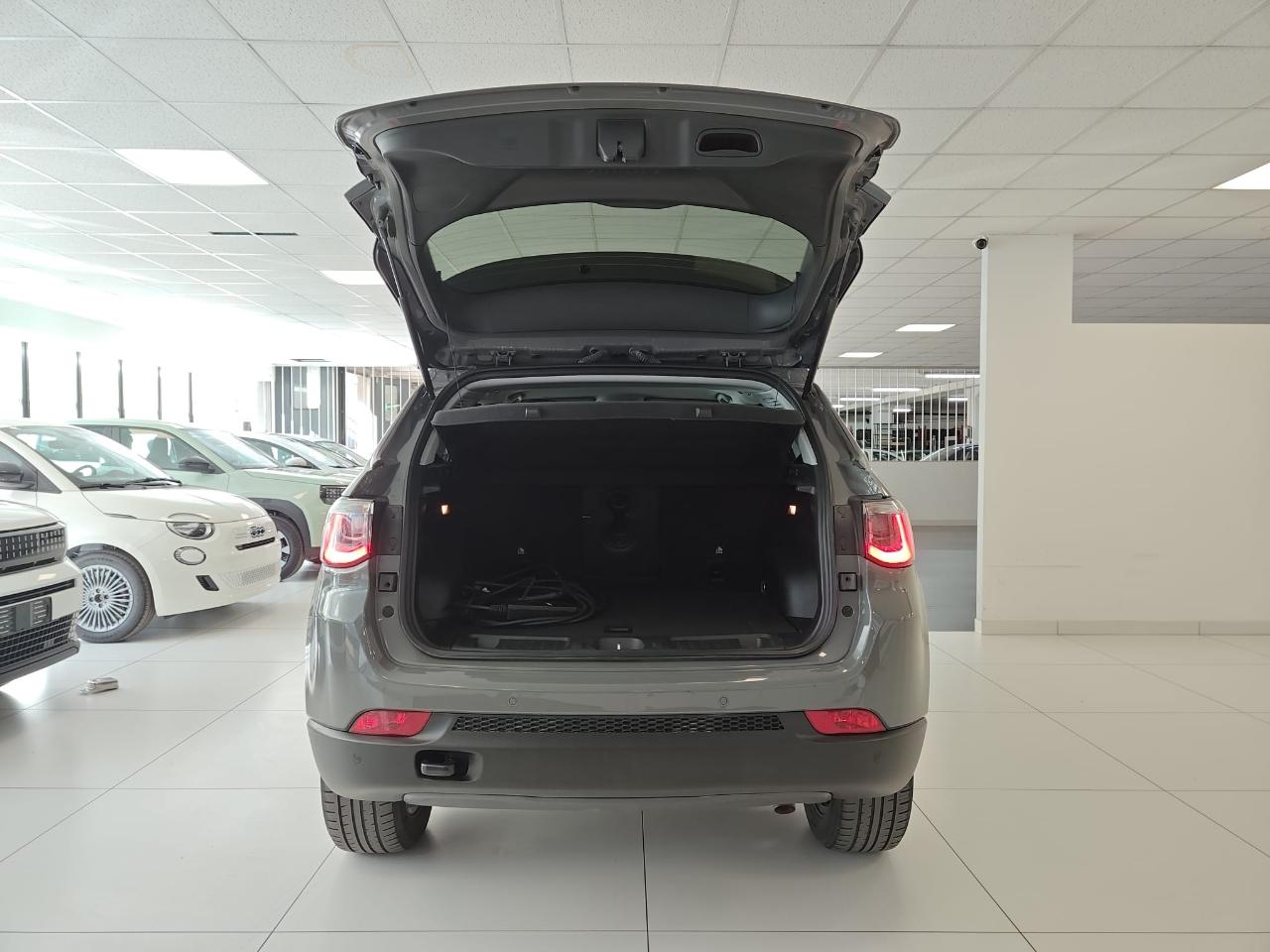 Jeep Jeep Compass usata 19