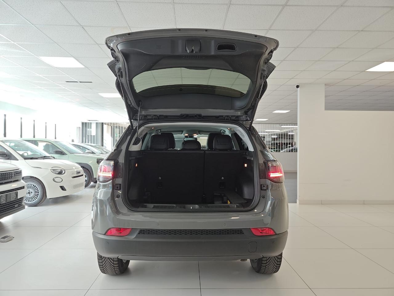 Jeep Jeep Compass usata 18