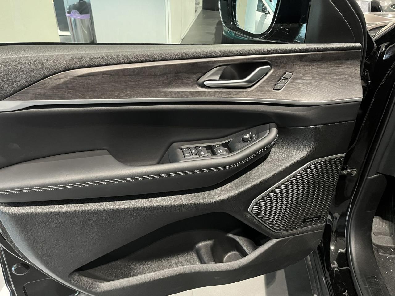 Jeep Jeep Cherokee usata, con portapacchi