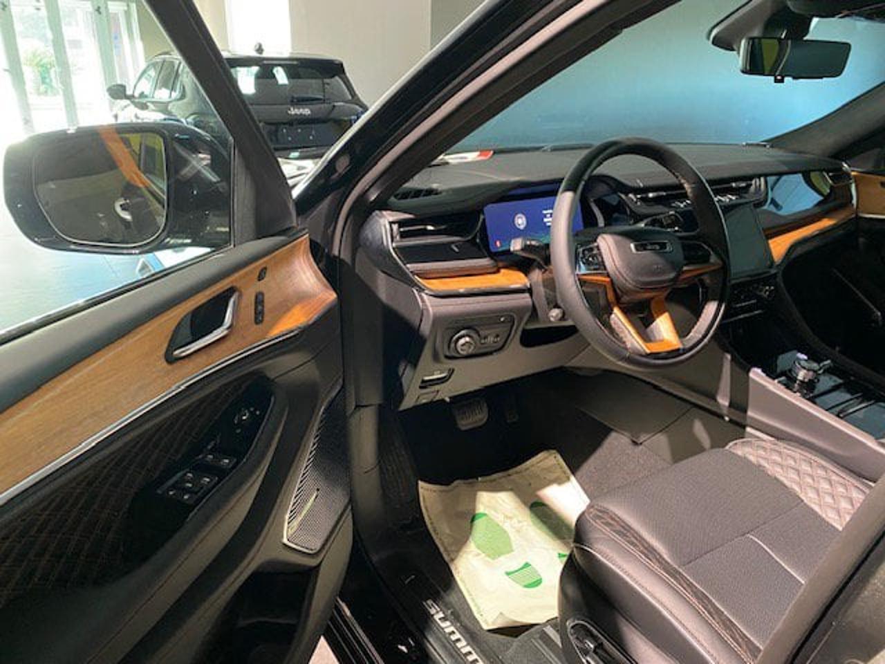 Jeep Jeep Cherokee usata, con portapacchi