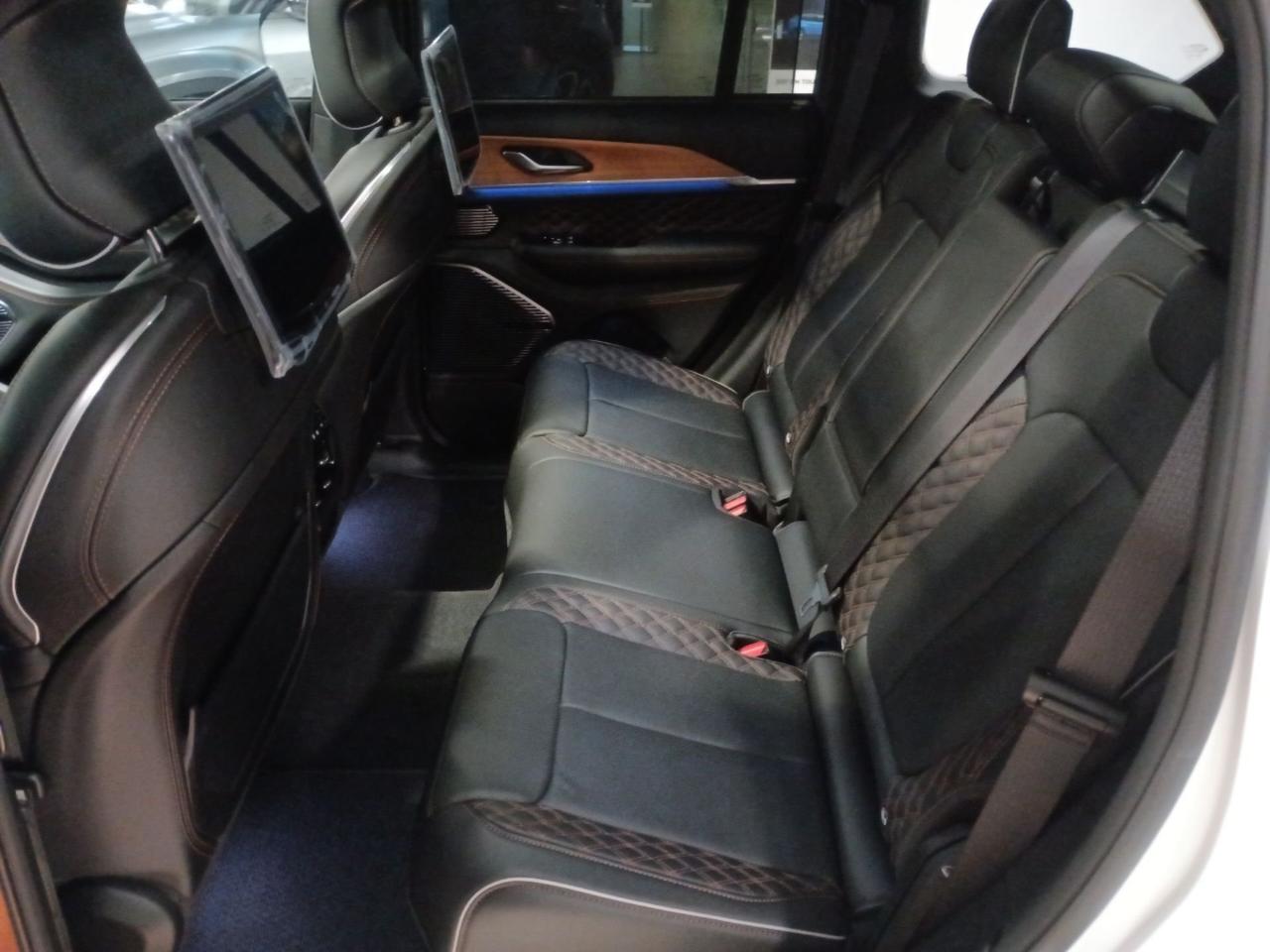 Jeep Jeep Cherokee usata, con cerchi in lega