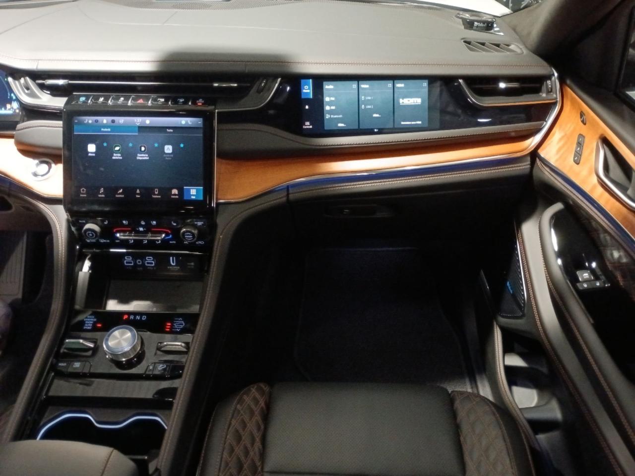 Jeep Jeep Cherokee usata, con portapacchi