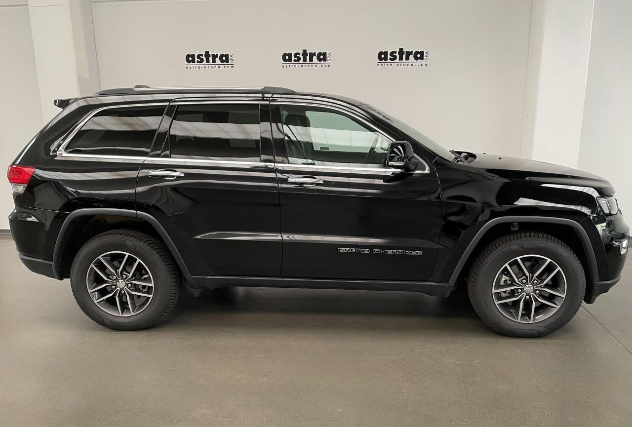 Jeep Jeep Cherokee usata, con regolazione elettrica sedili