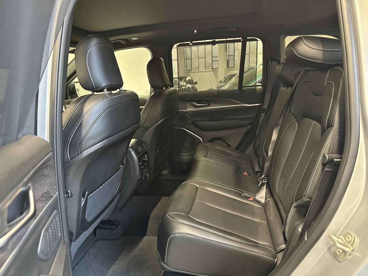 Jeep Jeep Cherokee usata, con Climatizzatore