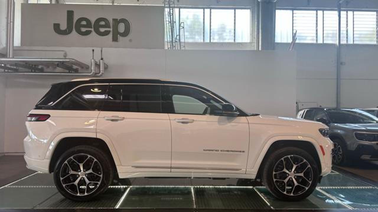 Jeep Jeep Cherokee usata 23