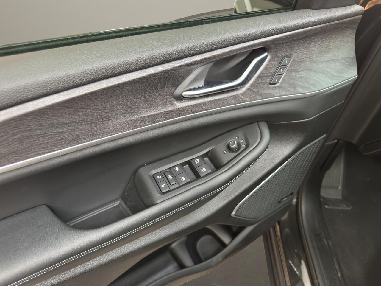 Jeep Cherokee - Foto 3
