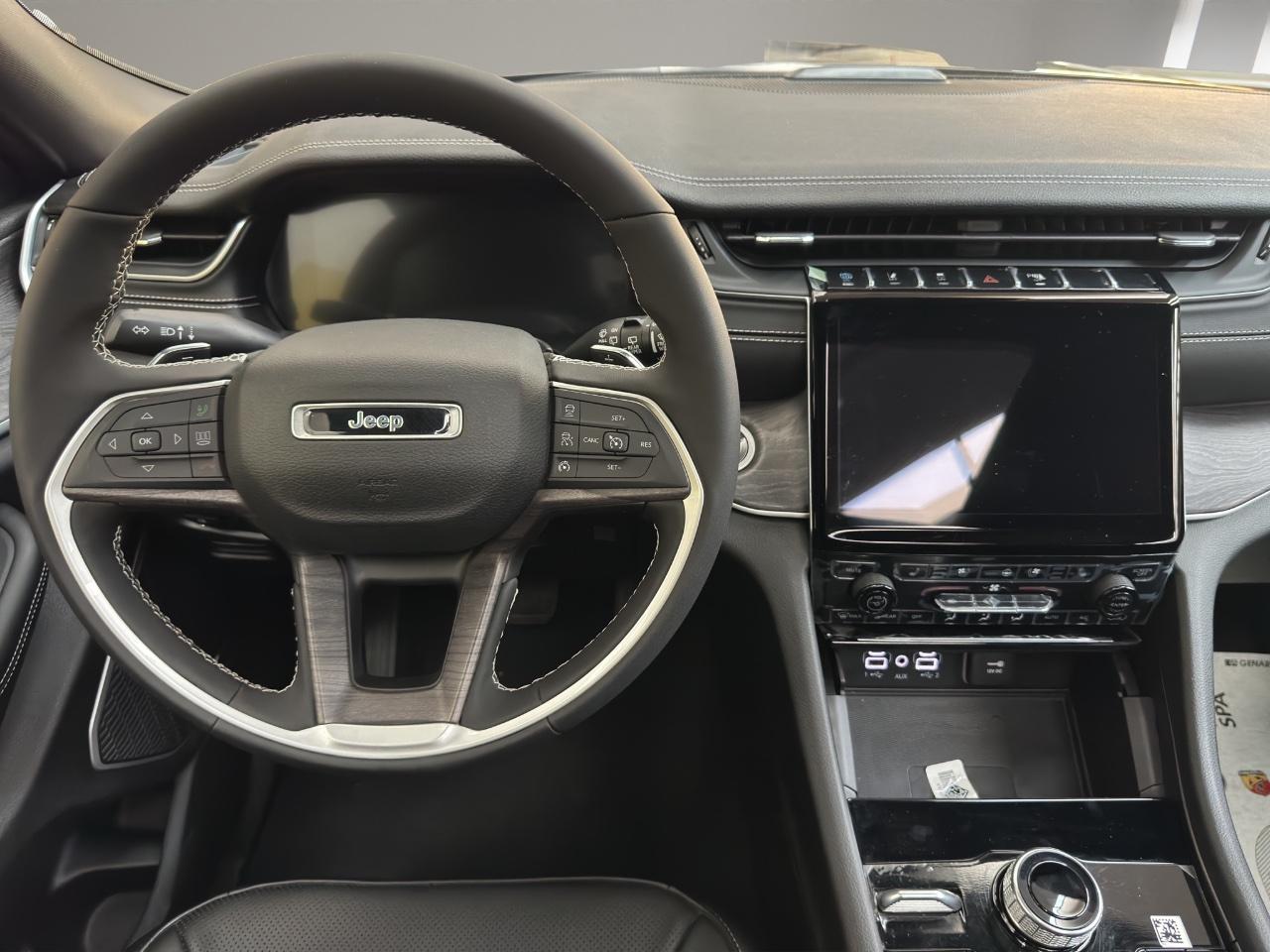 Jeep Cherokee - Foto 5