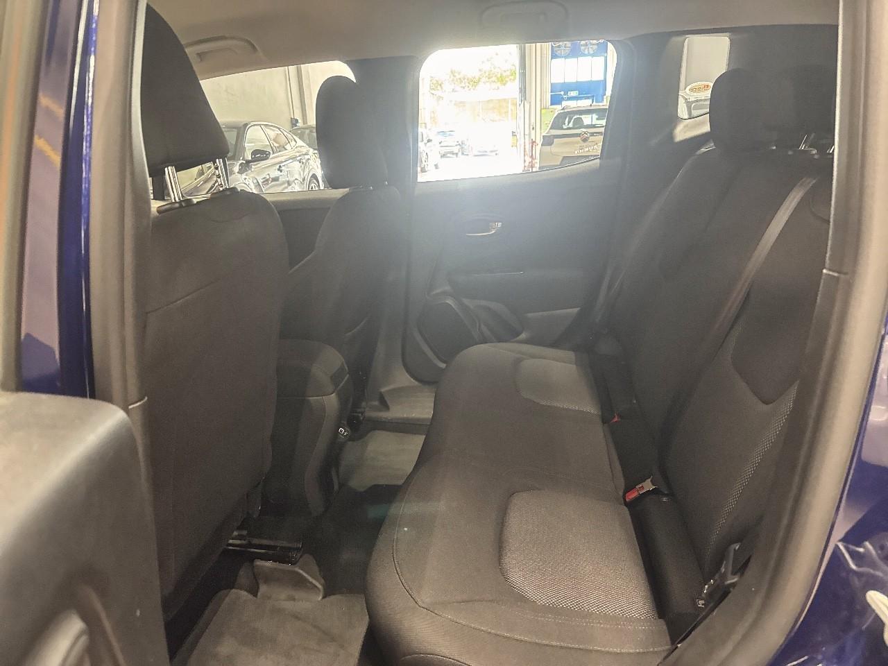 Jeep Jeep Renegade usata, con 3,5 display multifunzionale pannello strumenti 1 e 8,9, 5,0 display multifunzionale touch screen, plancia 1 e 12,7