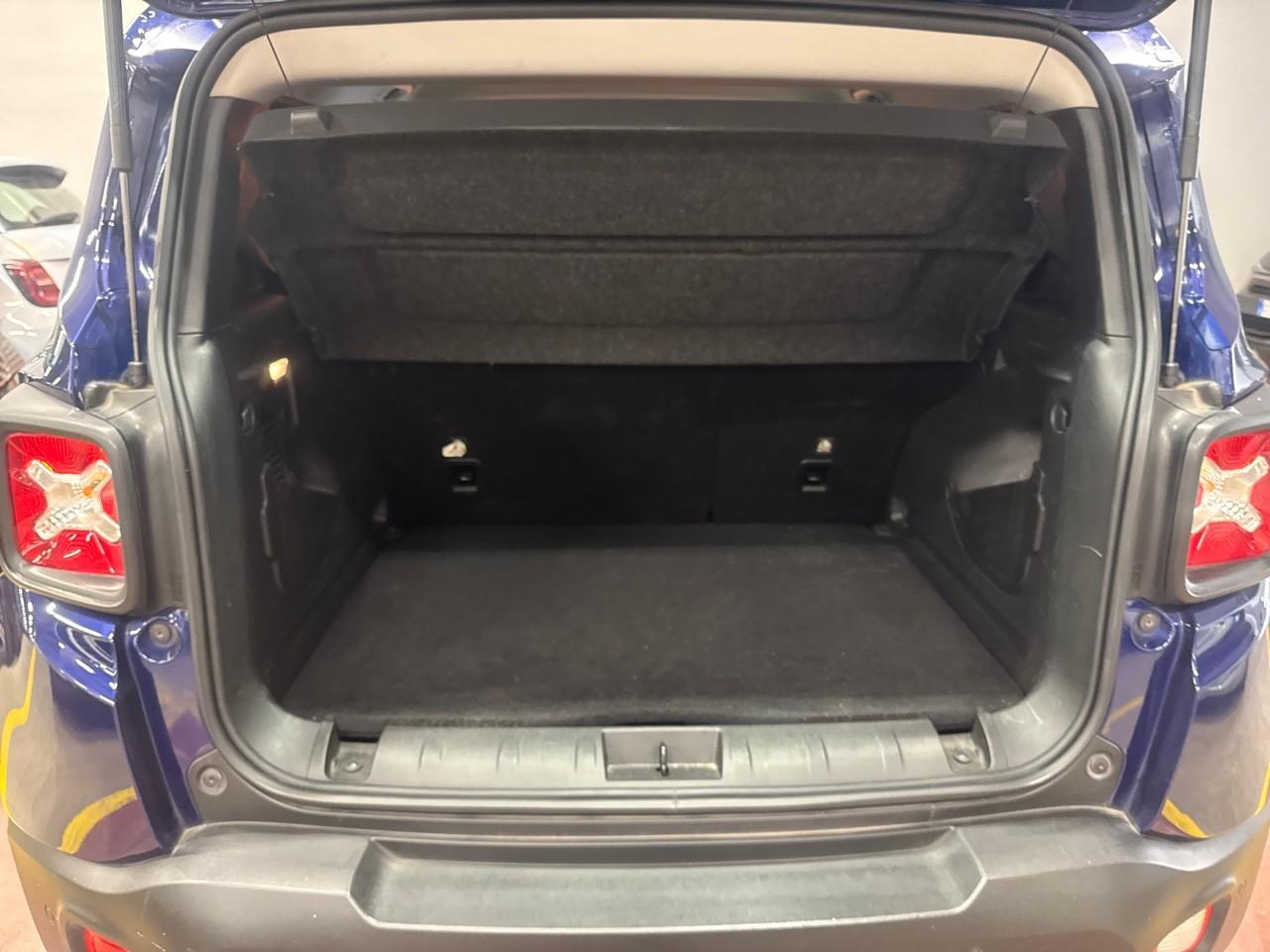 Jeep Jeep Renegade usata, con cinture sicurezza post. conducente, cinture sicurezza post. passeggero, cinture sicurezza post. centrale a 3 punti