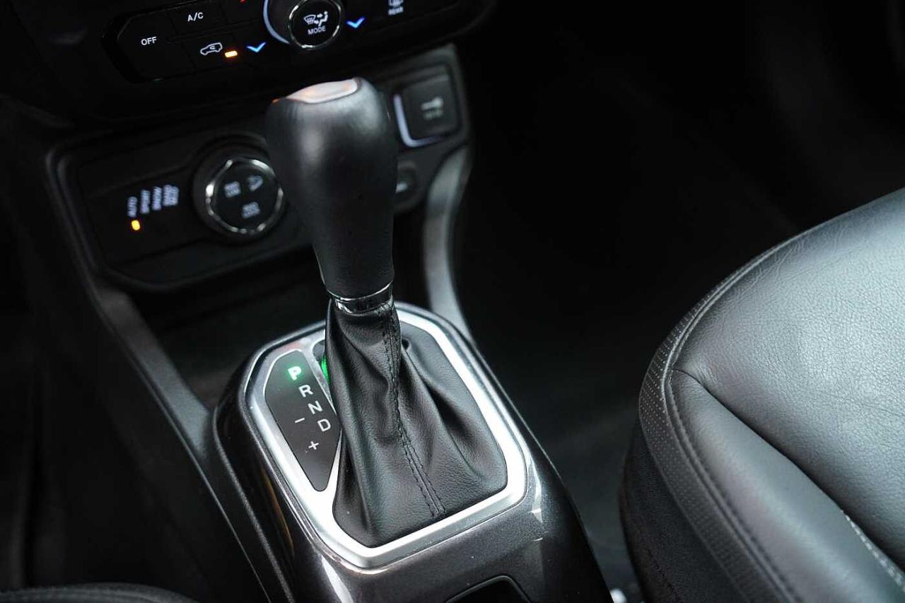 Jeep Jeep Renegade usata, con fari fendinebbia