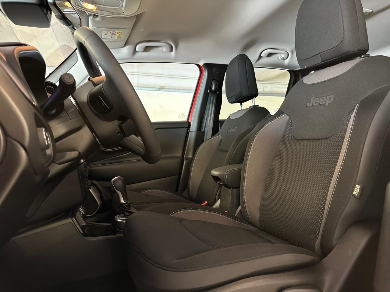 Jeep Jeep Renegade usata, con comandi audio al volante